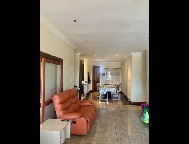 3 BEDROOM APARTMENT FOR SALE IN FORDSBURG